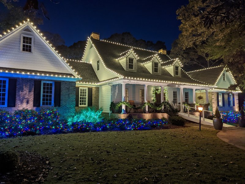 Residential Christmas Light Installation